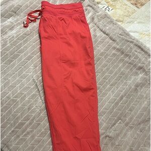 Lululemon Dance Studio Cropped